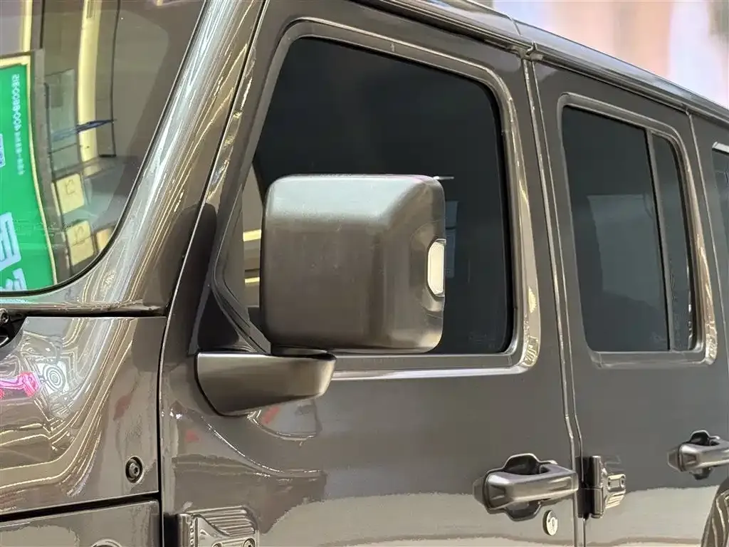 Jeep Wrangler 2022 из CN, фото 10