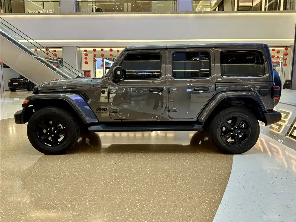 Jeep Wrangler 2022 из CN, фото 8