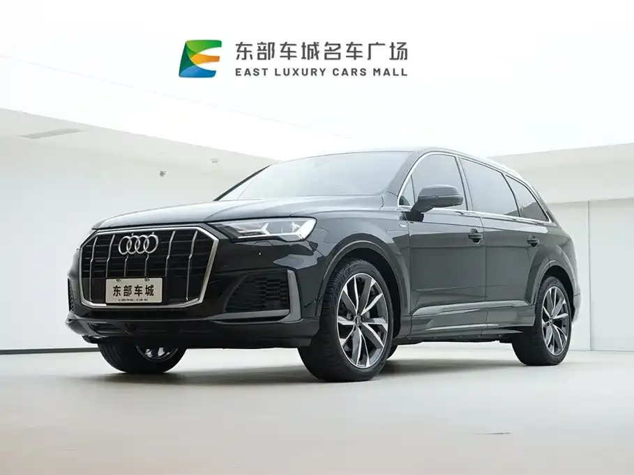 Audi Q7 2022 из CN, фото 1