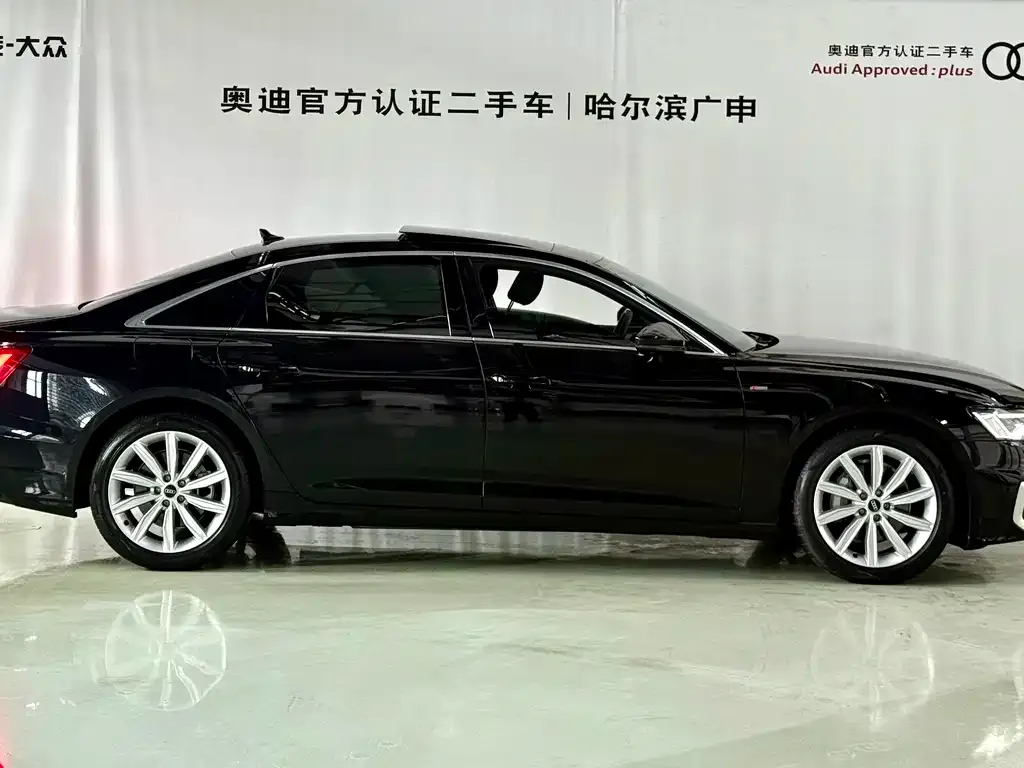 Audi A6L 2023 из CN, фото 4