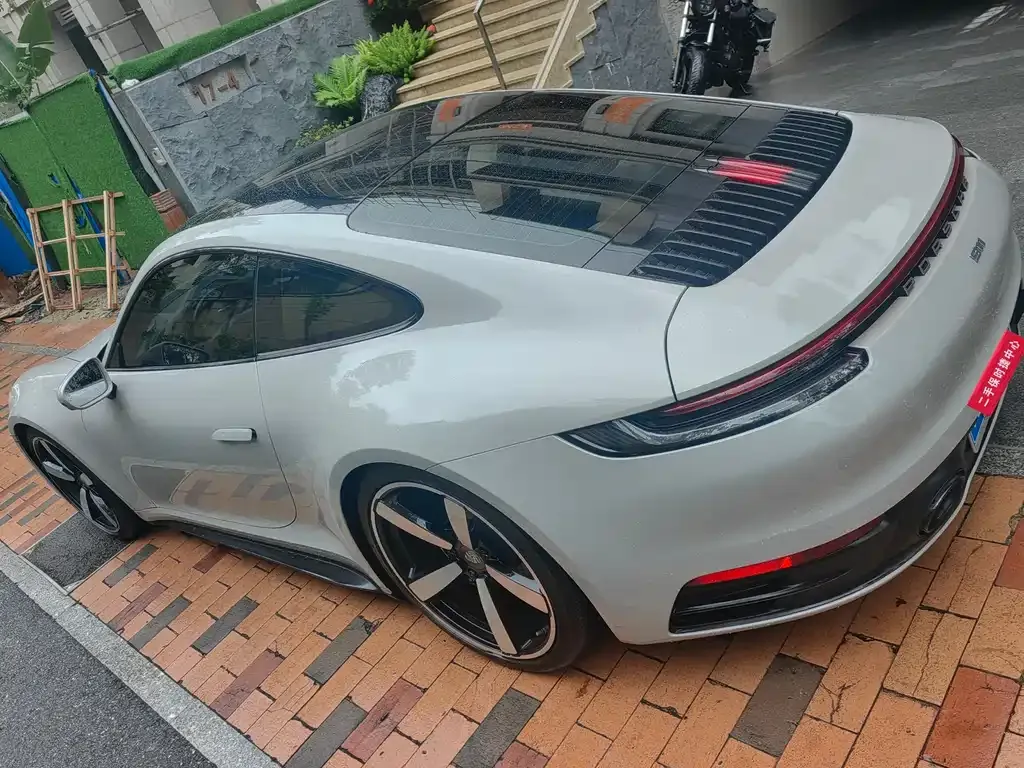 Porsche 911 2024 из CN, фото 4