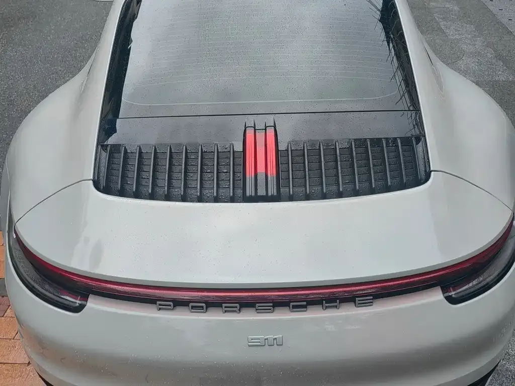 Porsche 911 2024 из CN, фото 5