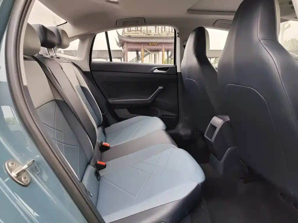 Volkswagen Lavida 2023 из CN, фото 5