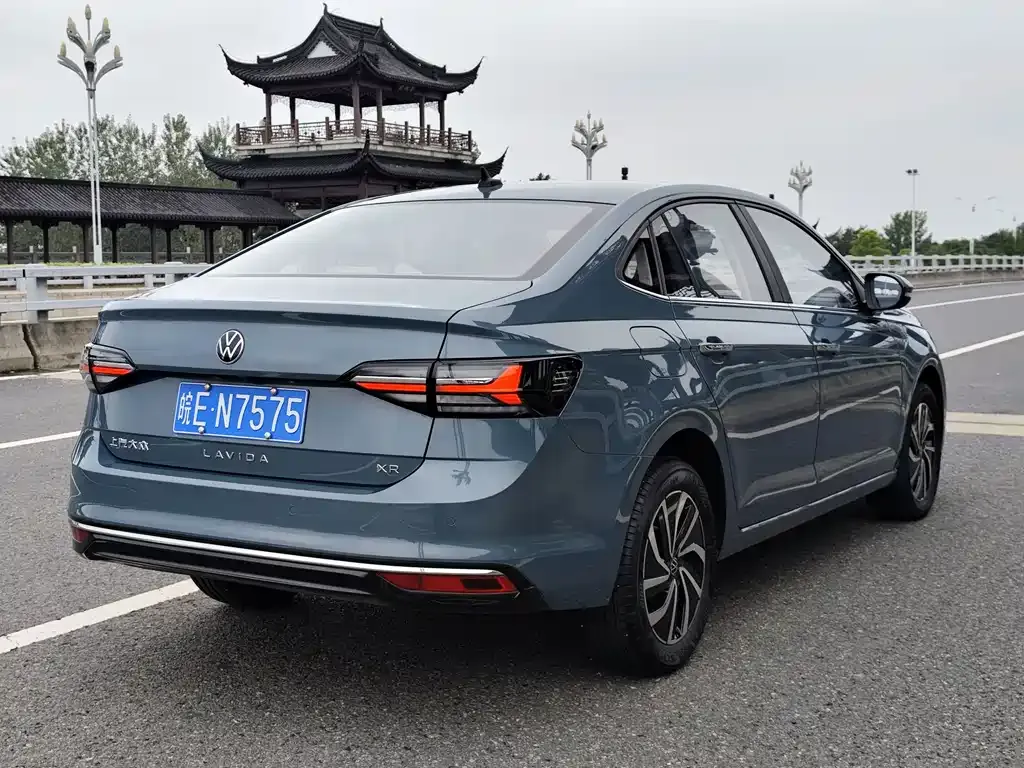 Volkswagen Lavida 2023 из CN, фото 6