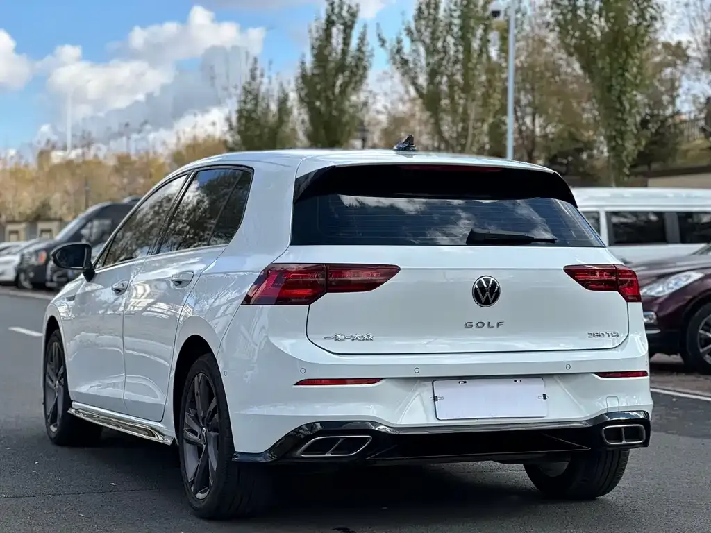 Volkswagen Golf 2021 из CN, фото 9