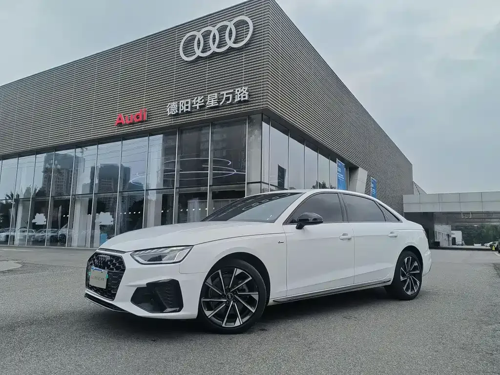 Audi A4L 2023 из CN, фото 1