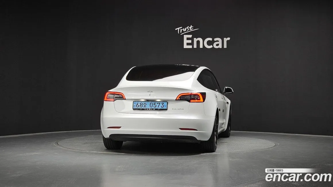 Tesla Model 3 2021 из KR, фото 4