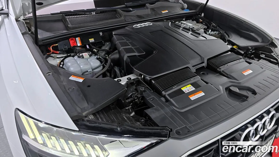 Audi Q8 2021 из KR, фото 6