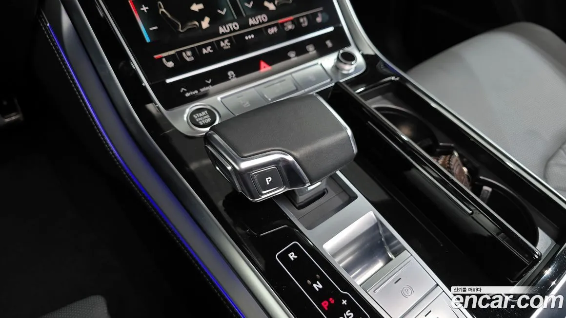 Audi Q8 2021 из KR, фото 9