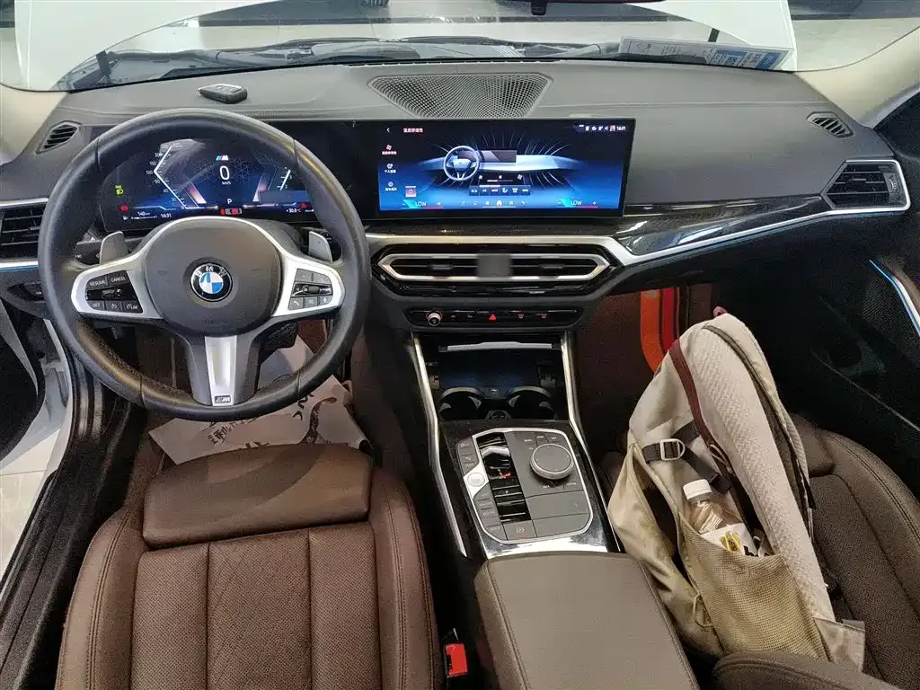 BMW 3 Series 2024 из CN, фото 10