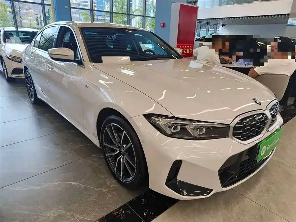 BMW 3 Series 2024 из CN, фото 4