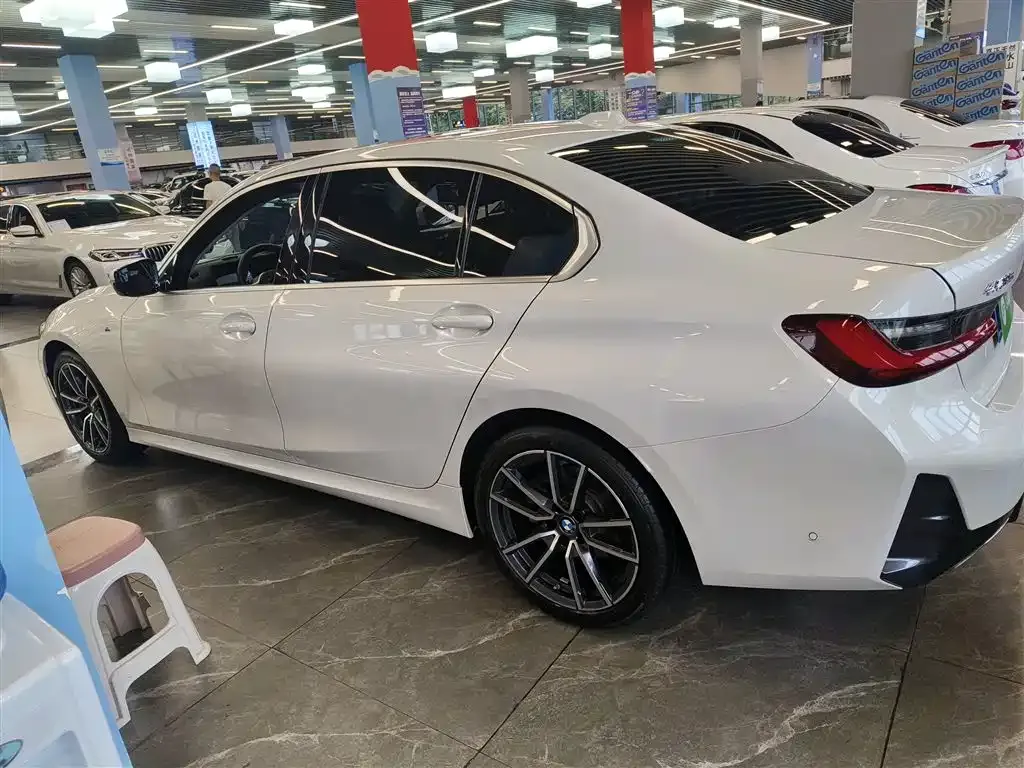 BMW 3 Series 2024 из CN, фото 5
