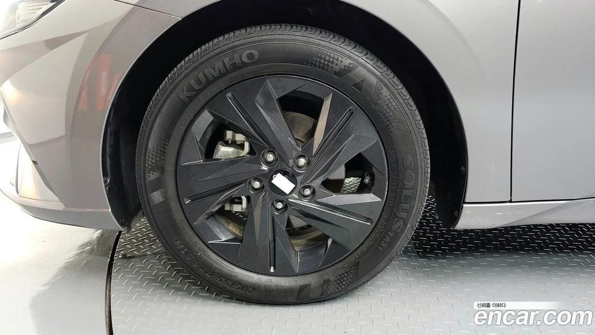 Hyundai AVANTE — фото 5