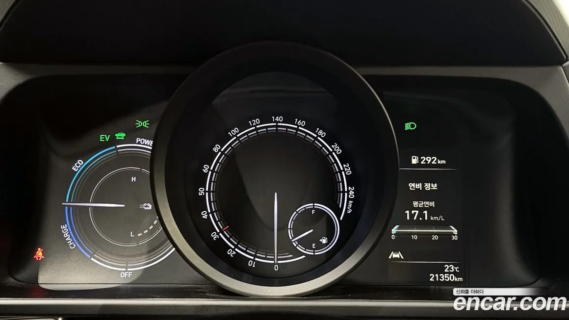Hyundai AVANTE — фото 8