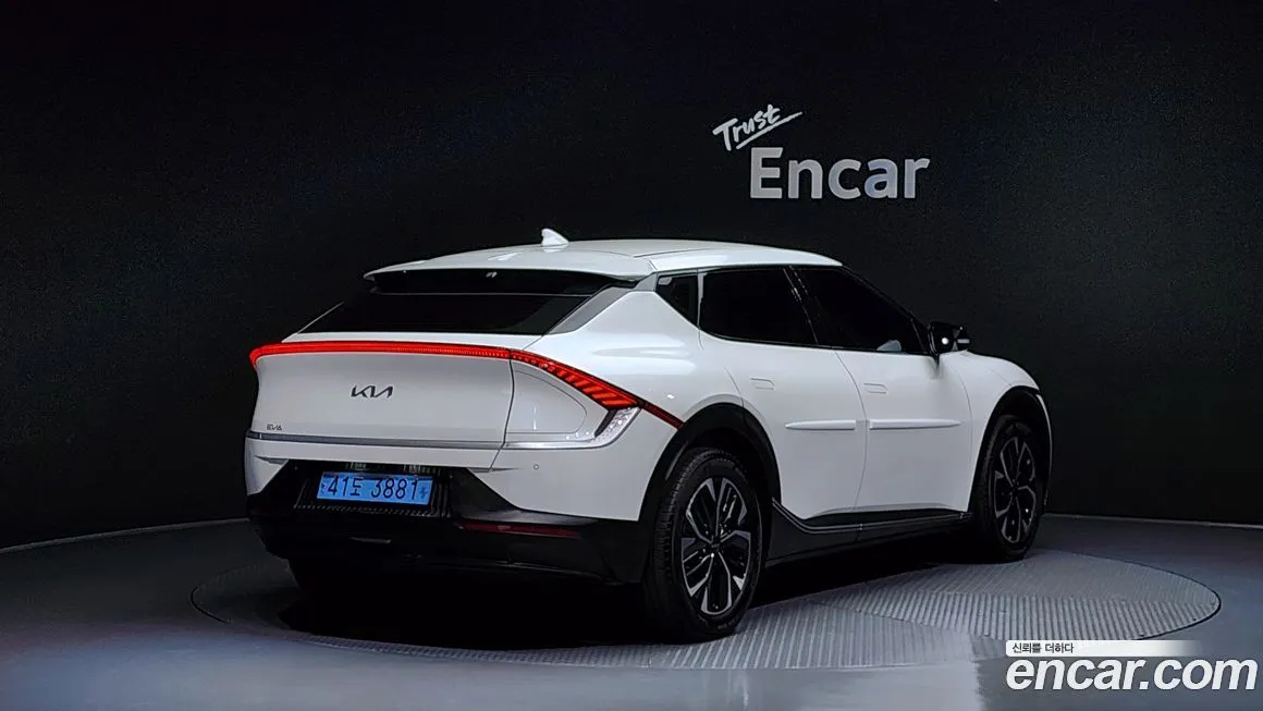 Kia EV6 — фото 2