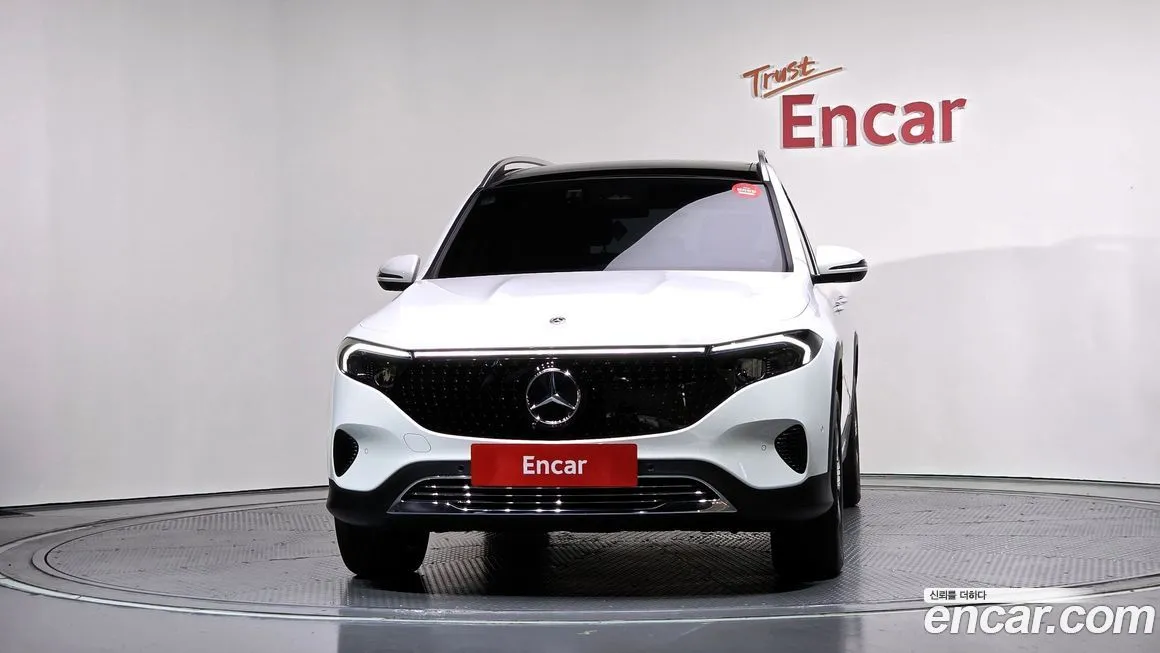 Mercedes-Benz EQB — фото 3