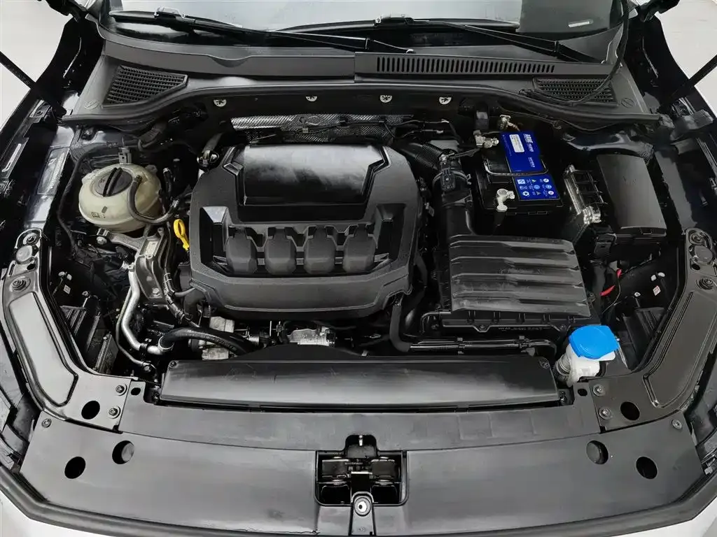 Volkswagen Passat 2023 из CN, фото 6
