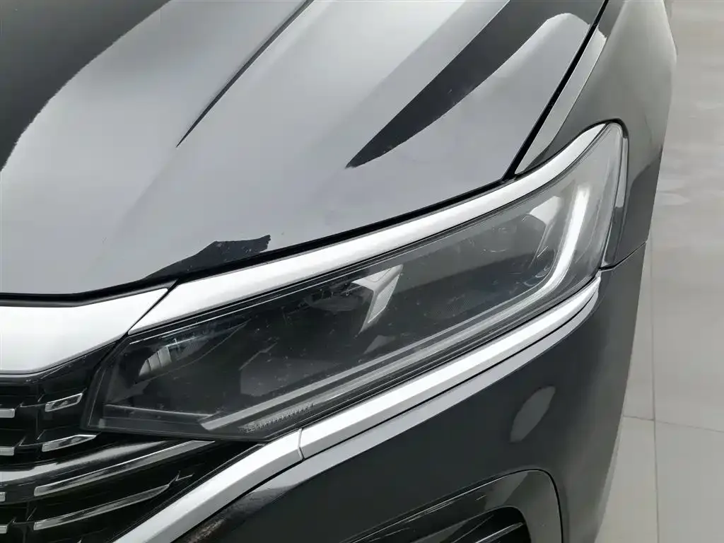 Volkswagen Passat 2023 из CN, фото 7