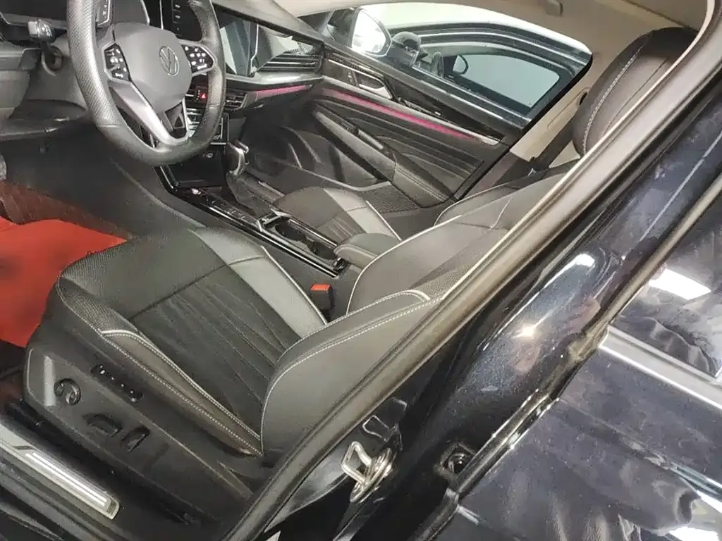 Volkswagen Passat — фото 10