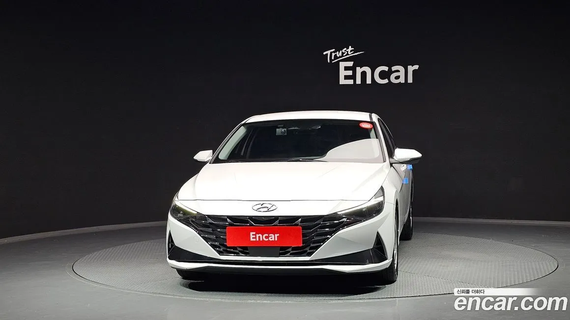 Hyundai AVANTE — фото 3