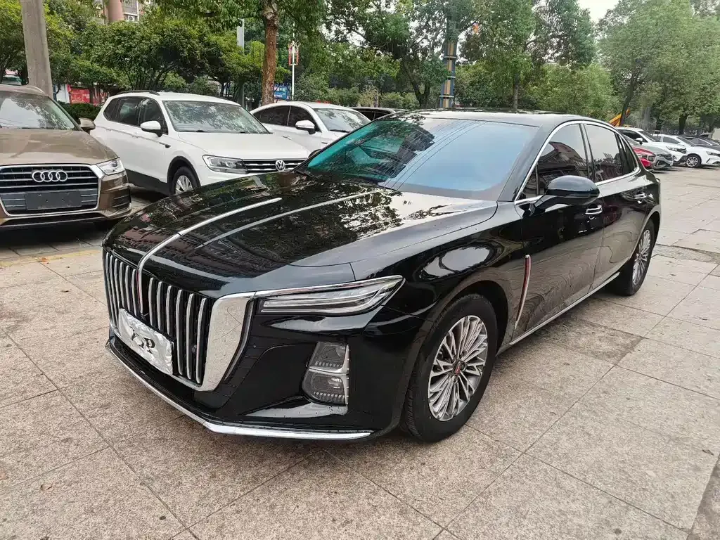 Hongqi H5 — фото 1