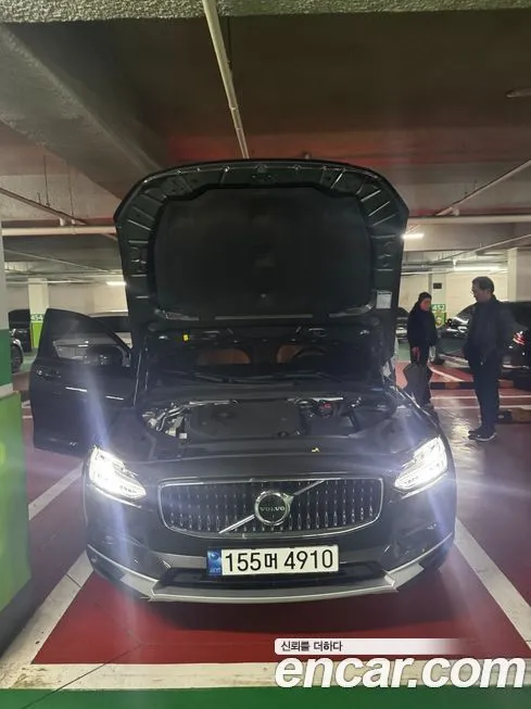 Volvo V90