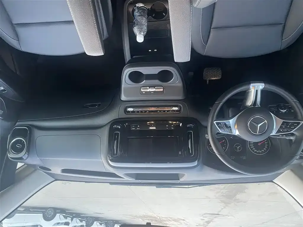 Mercedes-Benz Vito 2024 из CN, фото 3