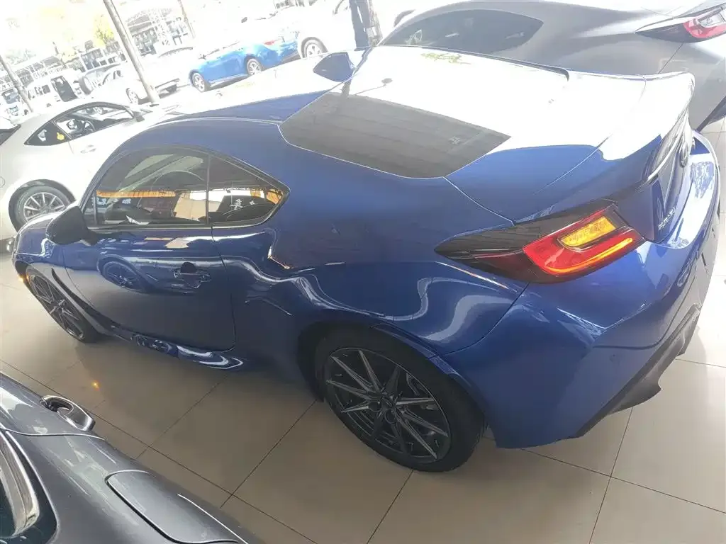 Subaru BRZ — фото 4