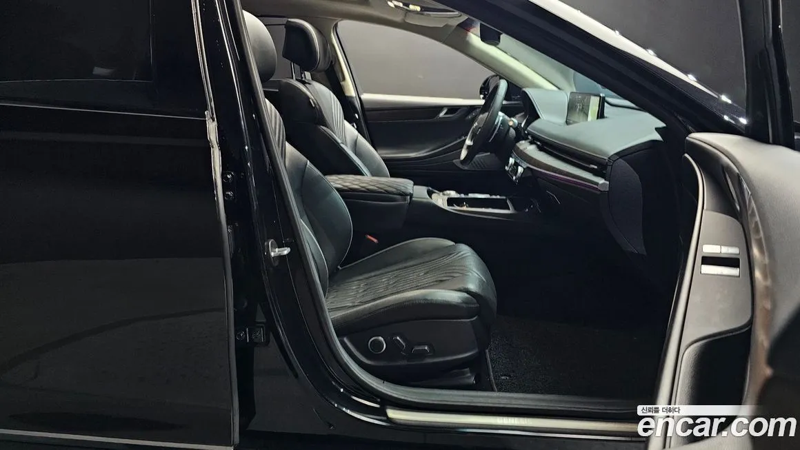 Genesis G80 — фото 10