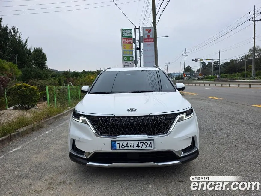 Kia Carnival — фото 1