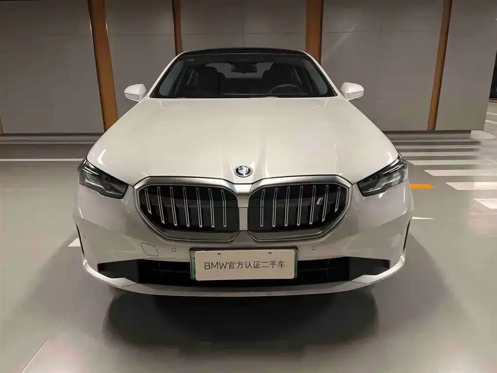 BMW i5 2024 из CN, фото 2