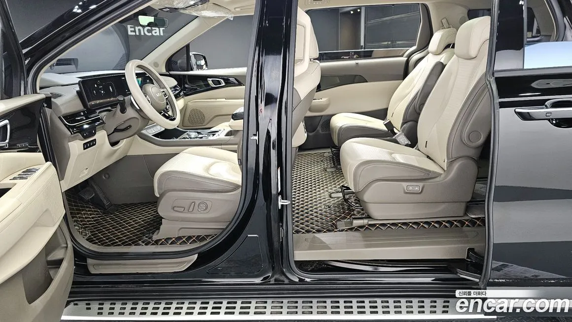 Kia Carnival — фото 10
