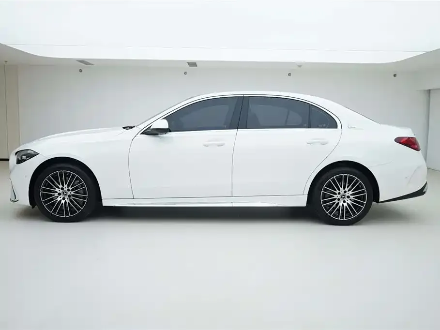 Mercedes-Benz C-Class 2024 из CN, фото 3