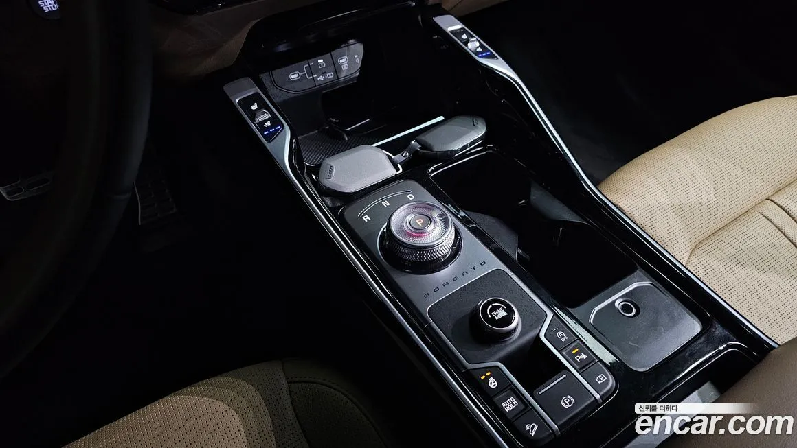 Kia Sorento — фото 9
