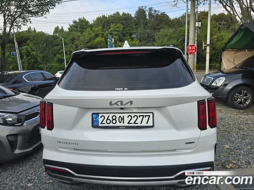 Kia Sorento — фото 4