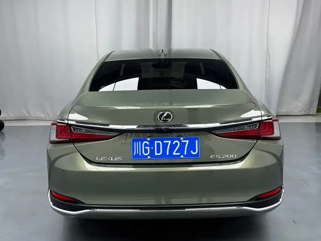 Lexus ES 2023 из CN, фото 8