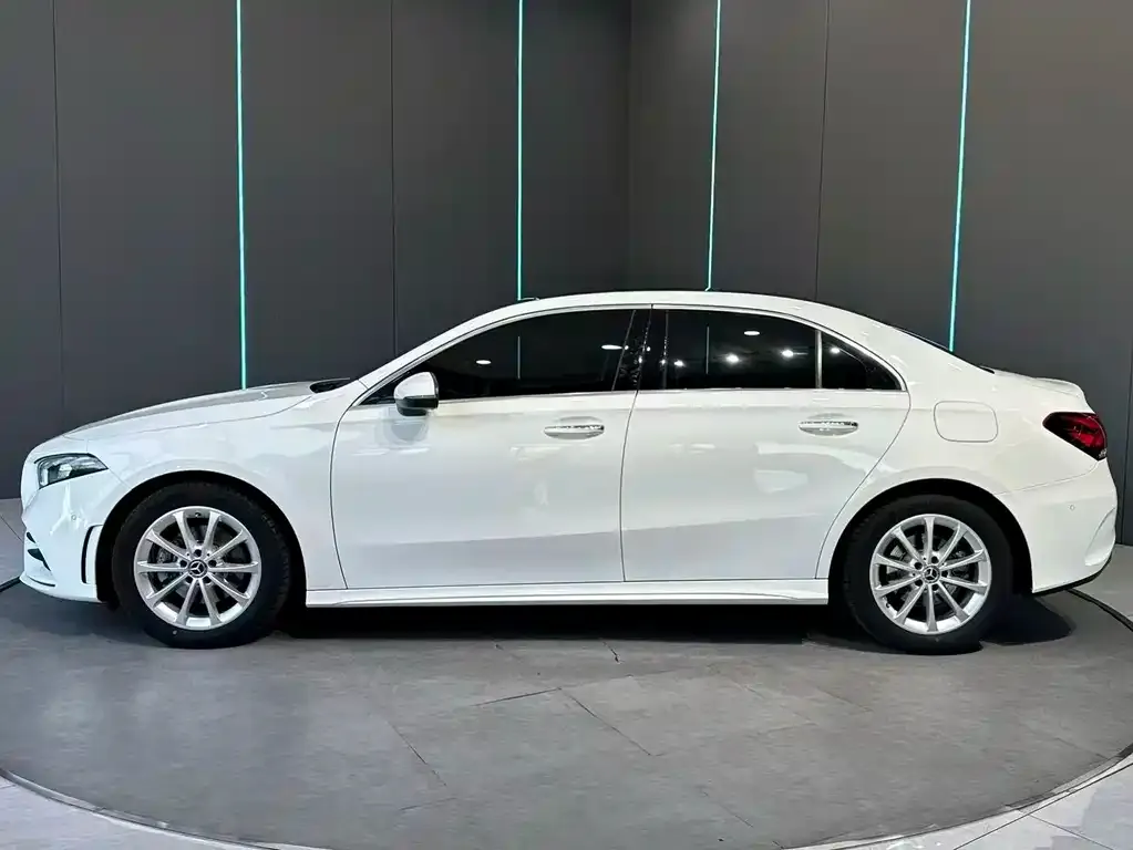 Mercedes-Benz A-Class 2022 из CN, фото 4