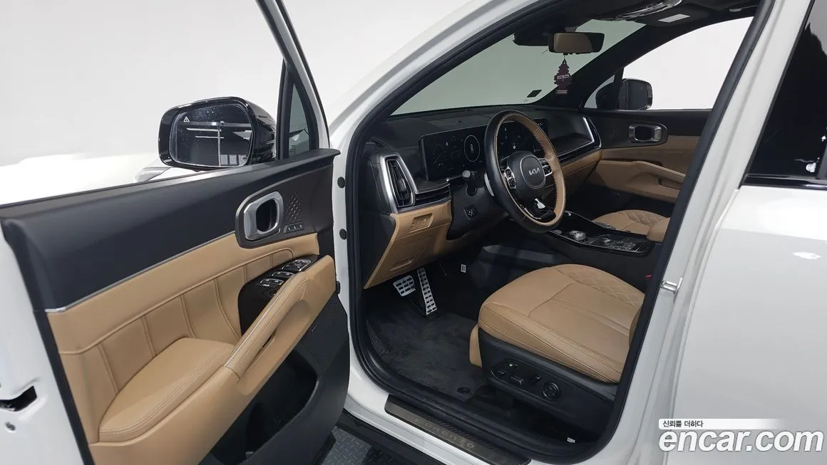 Kia Sorento — фото 10