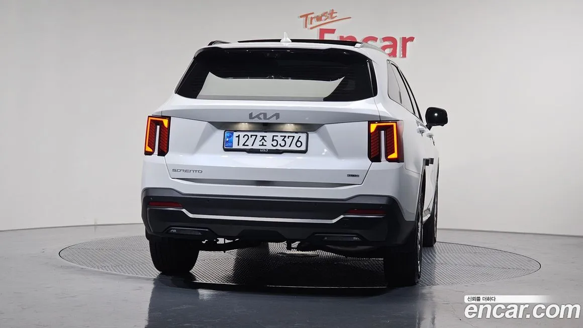 Kia Sorento — фото 4