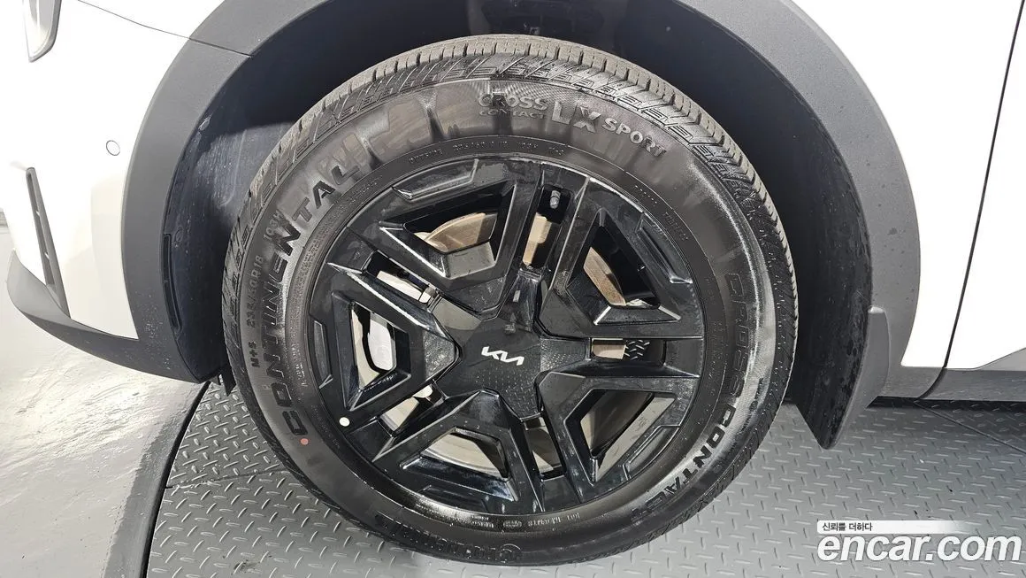 Kia Sorento — фото 5