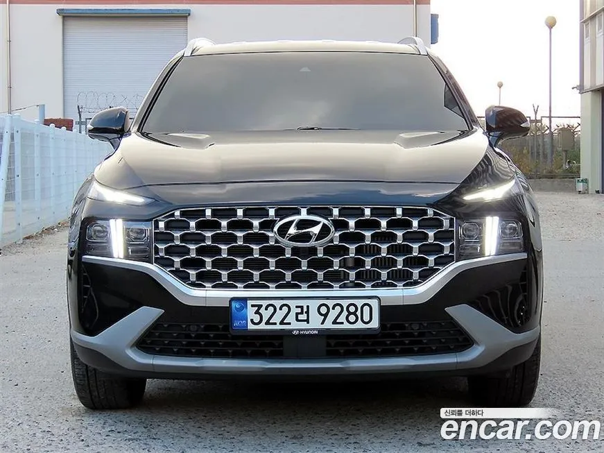 Hyundai Santafe — фото 1