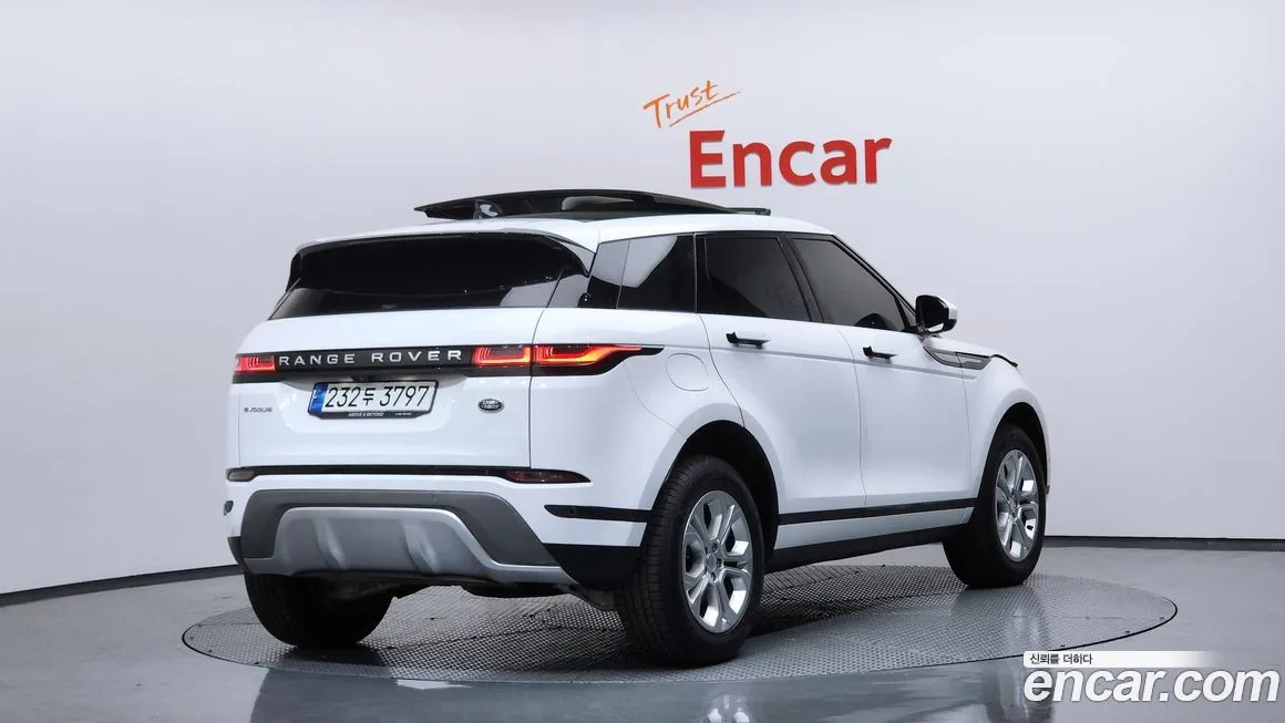 Land Rover Range Rover Evoque 2023 из KR, фото 2