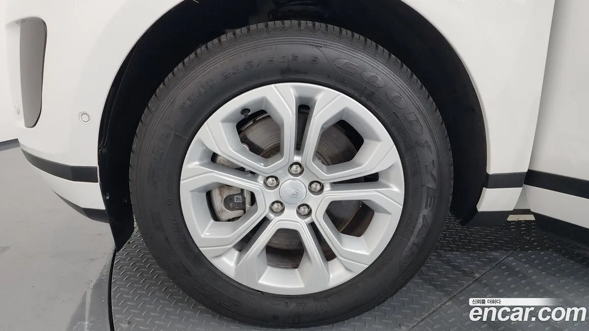 Land Rover Range Rover Evoque 2023 из KR, фото 5