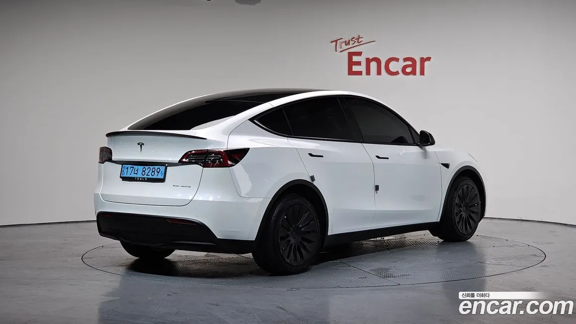 Tesla Model Y 2022 из KR, фото 2