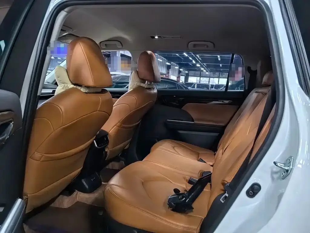 Toyota Highlander 2025 из CN, фото 9