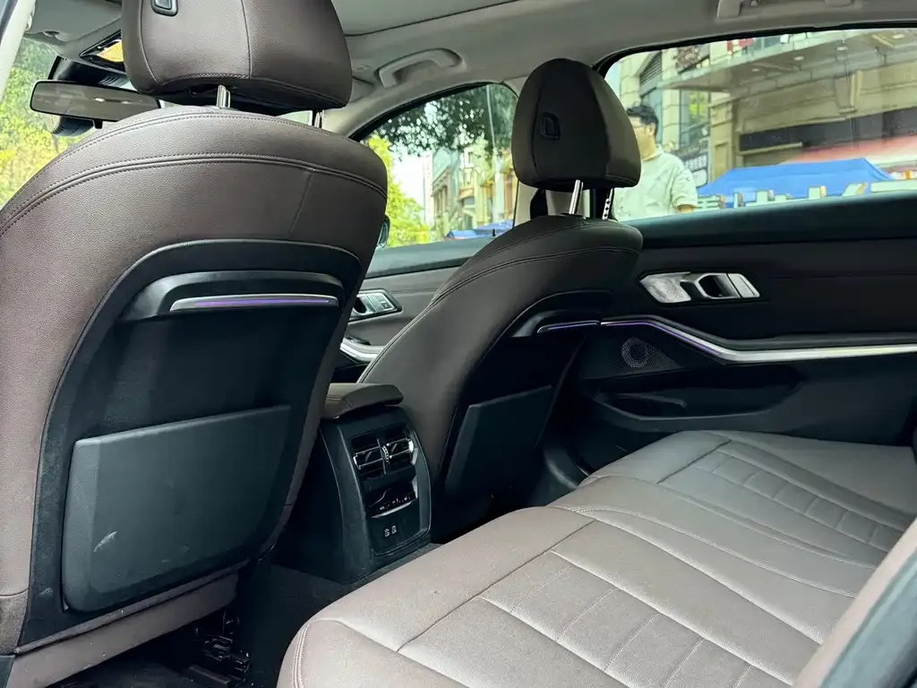 BMW 3 Series 2021 из CN, фото 6