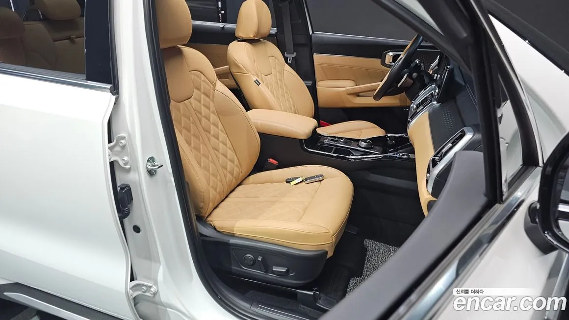 Kia Sorento — фото 10