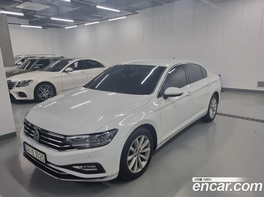 Volkswagen Passat 2021 из KR, фото 2