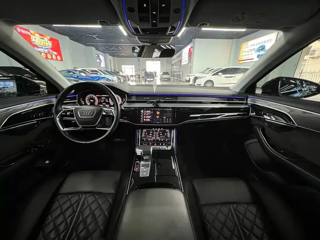 Audi A8 2021 из CN, фото 10