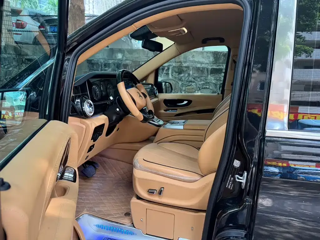 Mercedes-Benz Vito 2023 из CN, фото 2